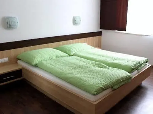 アパート Praxmarer